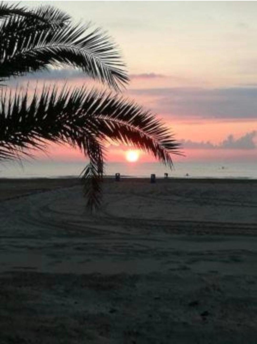 Vacances A La Plage Puerto de Sagunto Luaran gambar